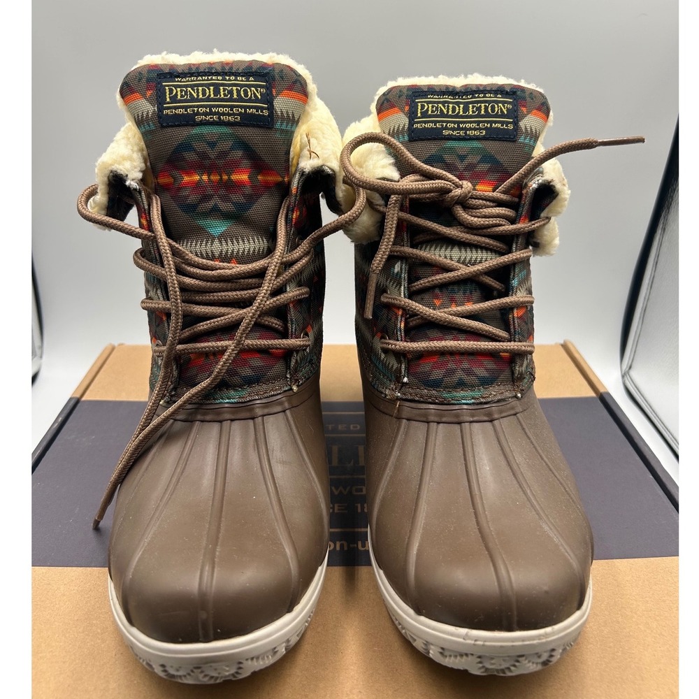 Pendleton Brown Rubber Duck Boots Southwesternโ Print Shearling Lined Size 6 NEW